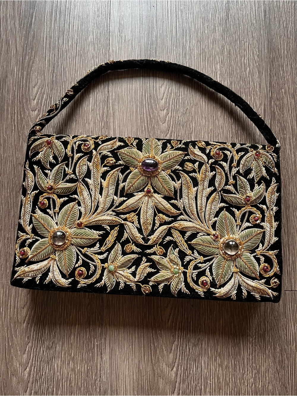 vintage handcrafted Zardozi embroidered black velvet evening bag - Picture 2 of 4